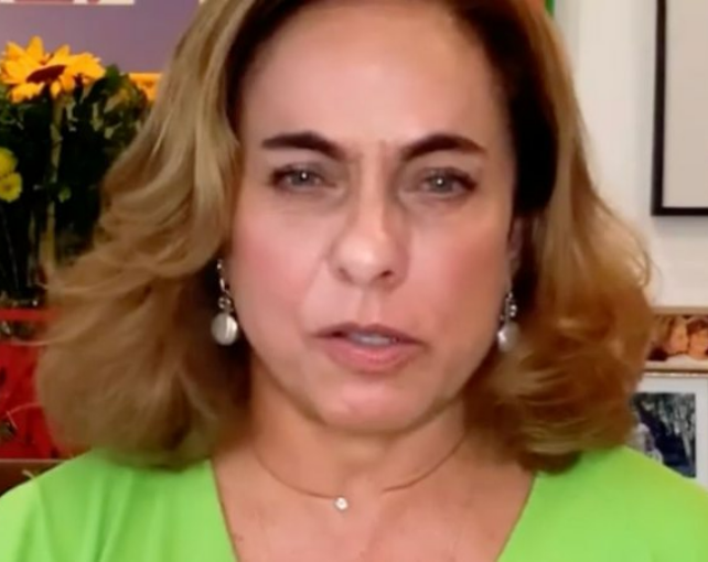 Em documentário, Cissa Guimarães aparece criticando o ex-marido. (Foto: Reprodução)