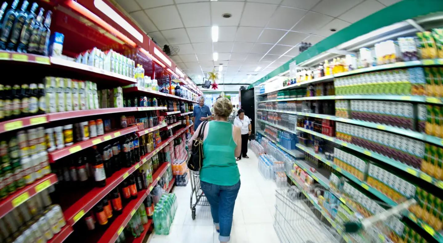O aumento pressiona o orçamento familiar e reforça a necessidade de medidas para conter a inflação e garantir o acesso à alimentação digna. (Foto: Agência Brasil)